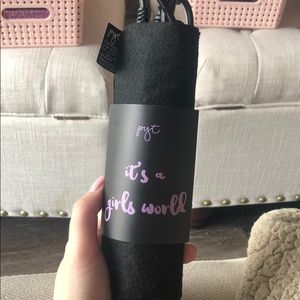 PYT mini hair straightener.